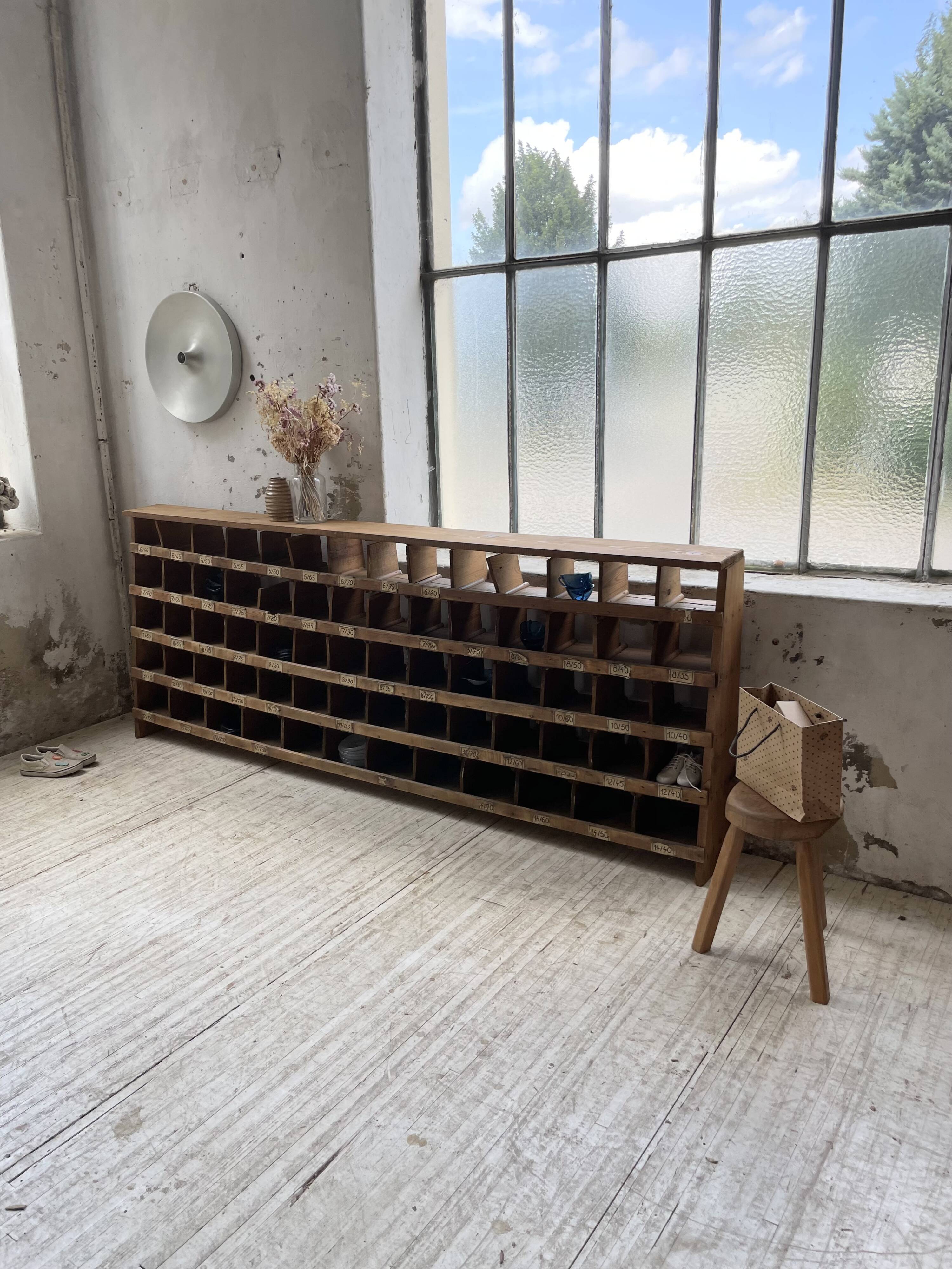 Meuble de métier pin à cases XL 250cm