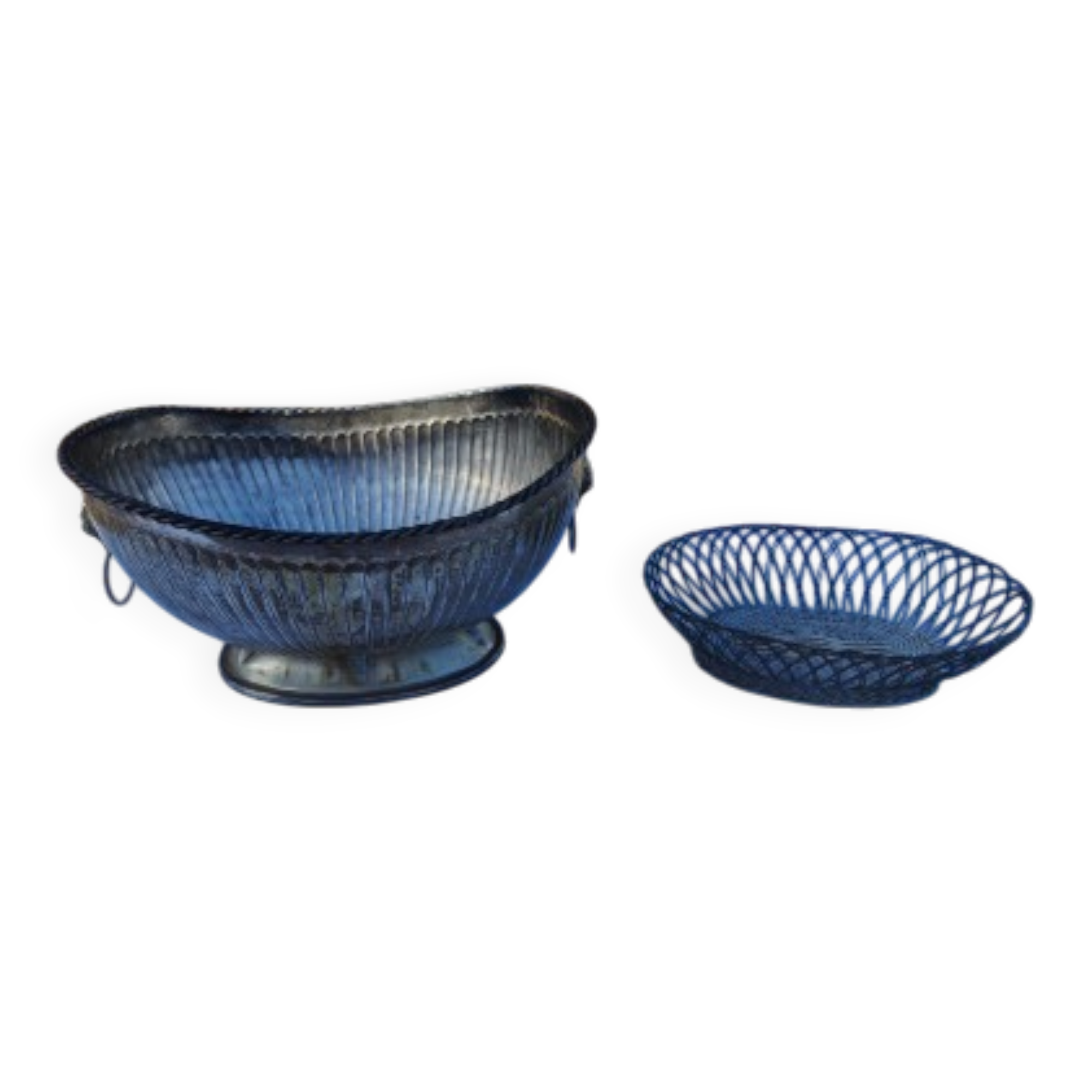2 silver-plated baskets