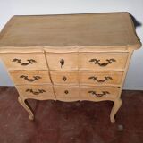 Crossbow chest of drawers with writing