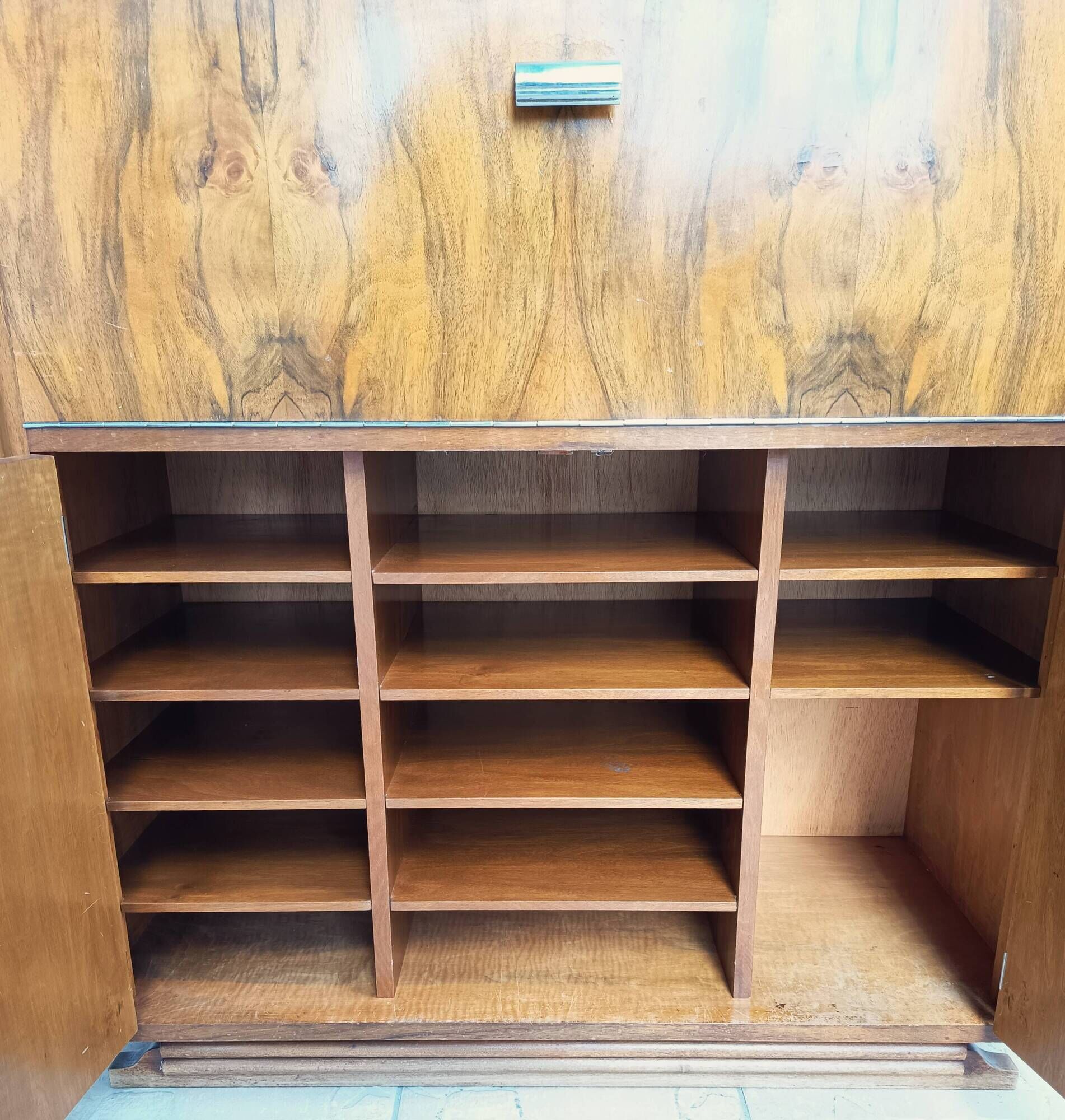 Art Deco walnut burl bar