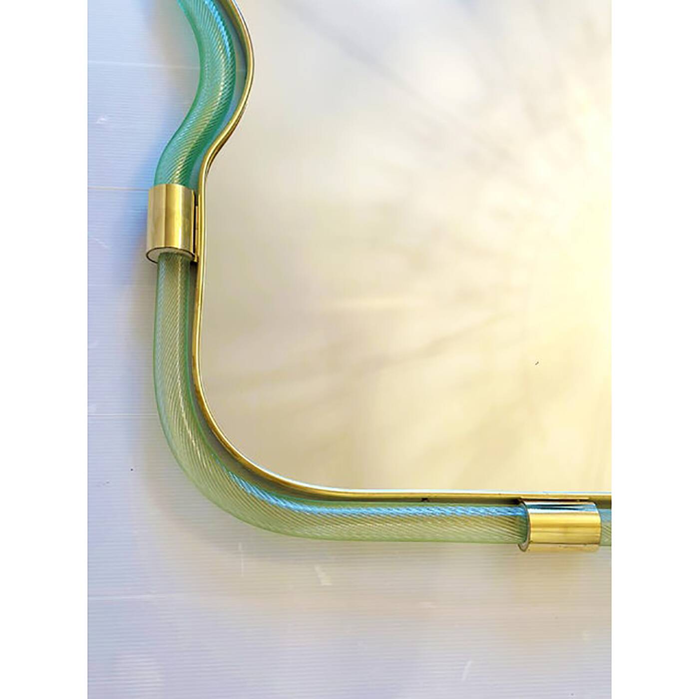 Contemporary Wave Mirror in Green and Gold "Torchon" Torciglione Murano Sty