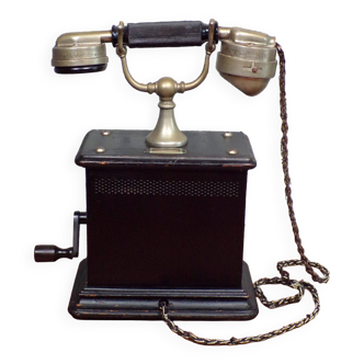 Old Siemens telephone 1900