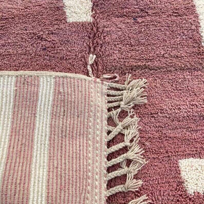 Traditional handwoven beni ourain rug size 140 x 260 cm