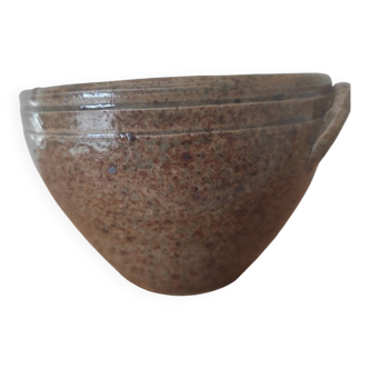 Old bowl in glazed ceramic