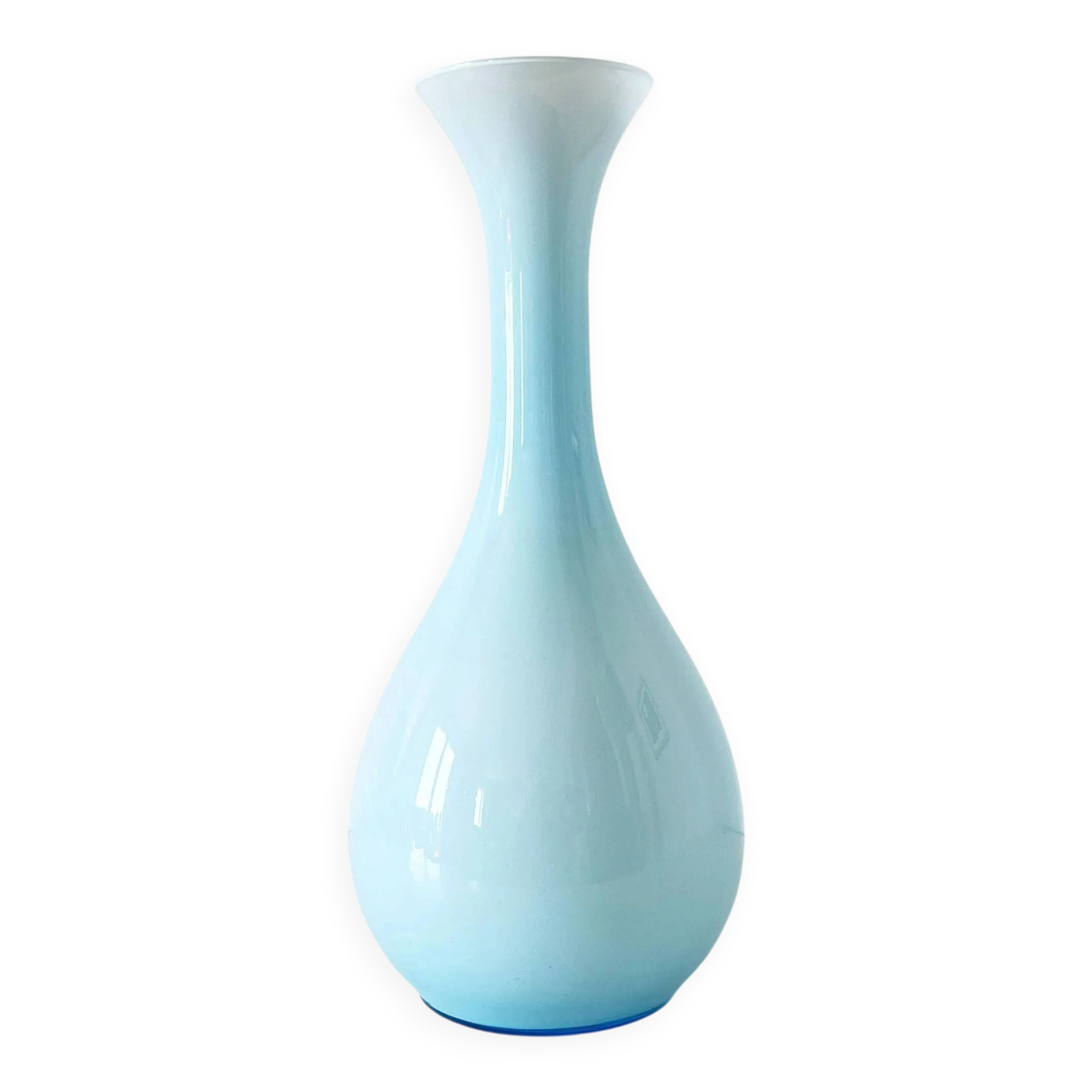 Large Italian vase in turquoise opaline from the 1960s.