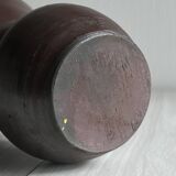 Vase en céramique marron foncé