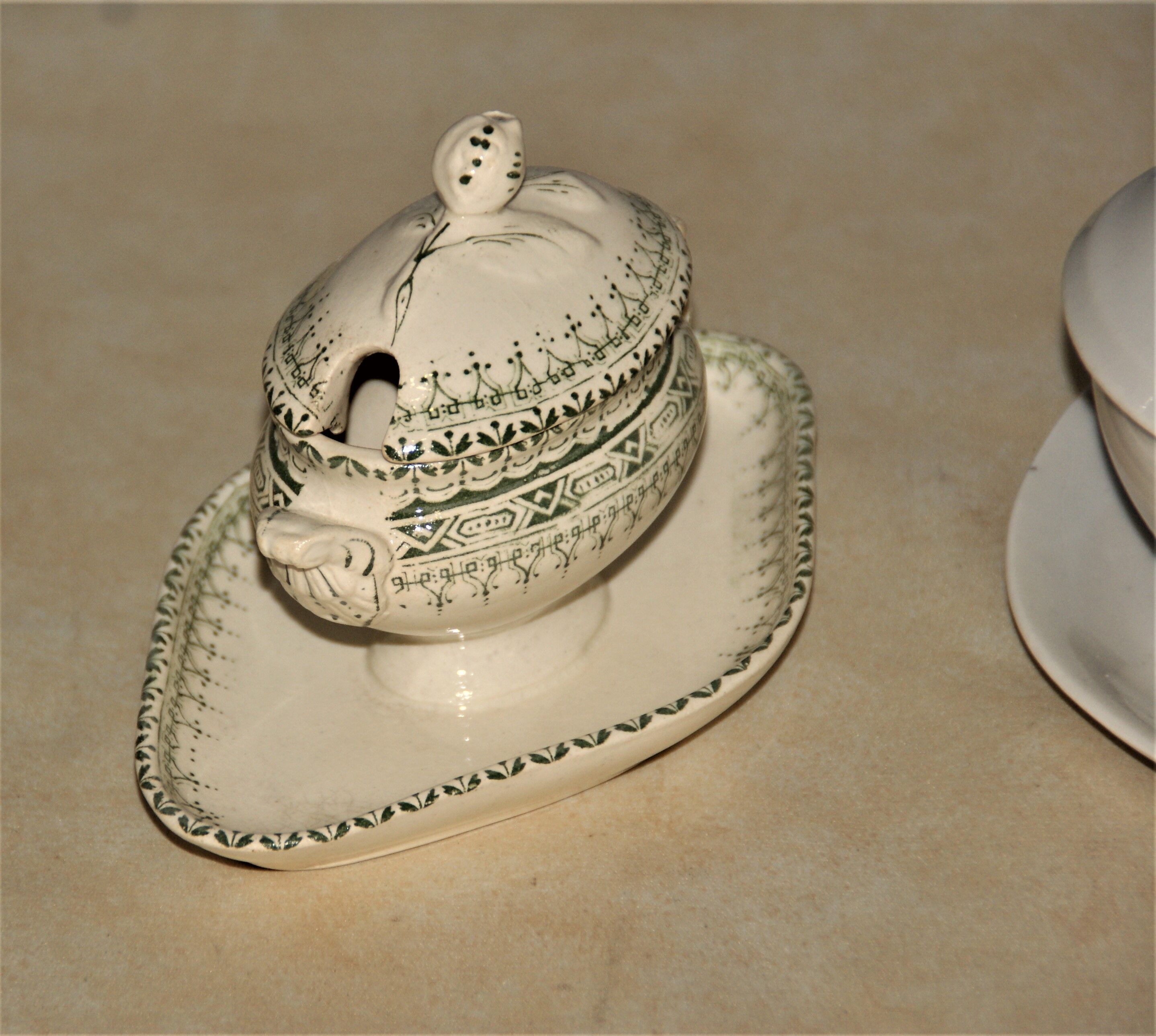 Two old mustard dishes