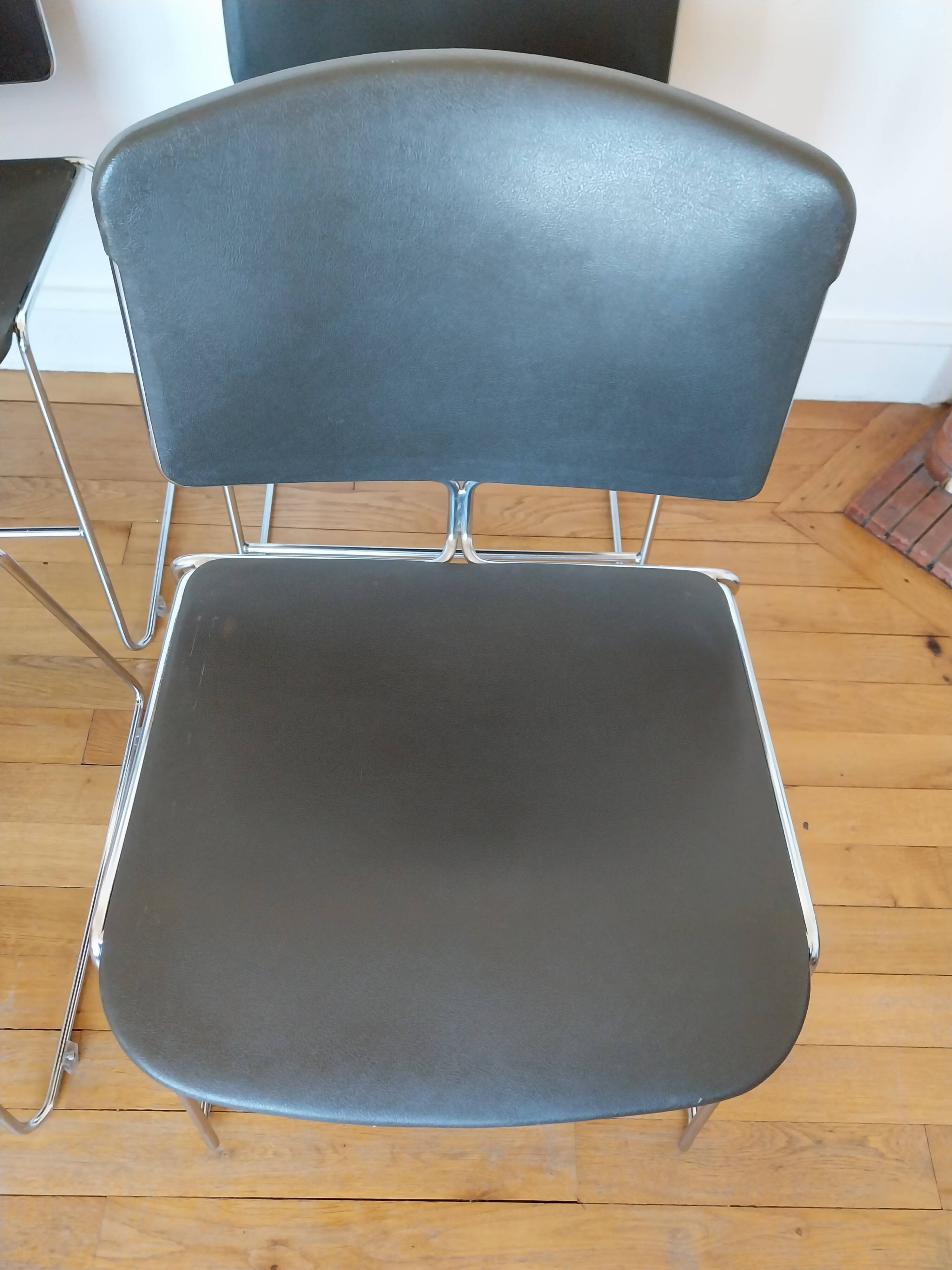 6 Max Stacker designer chairs for Steelcase