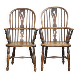 Set of 2 very charming antique English highback Windsor dining chairs