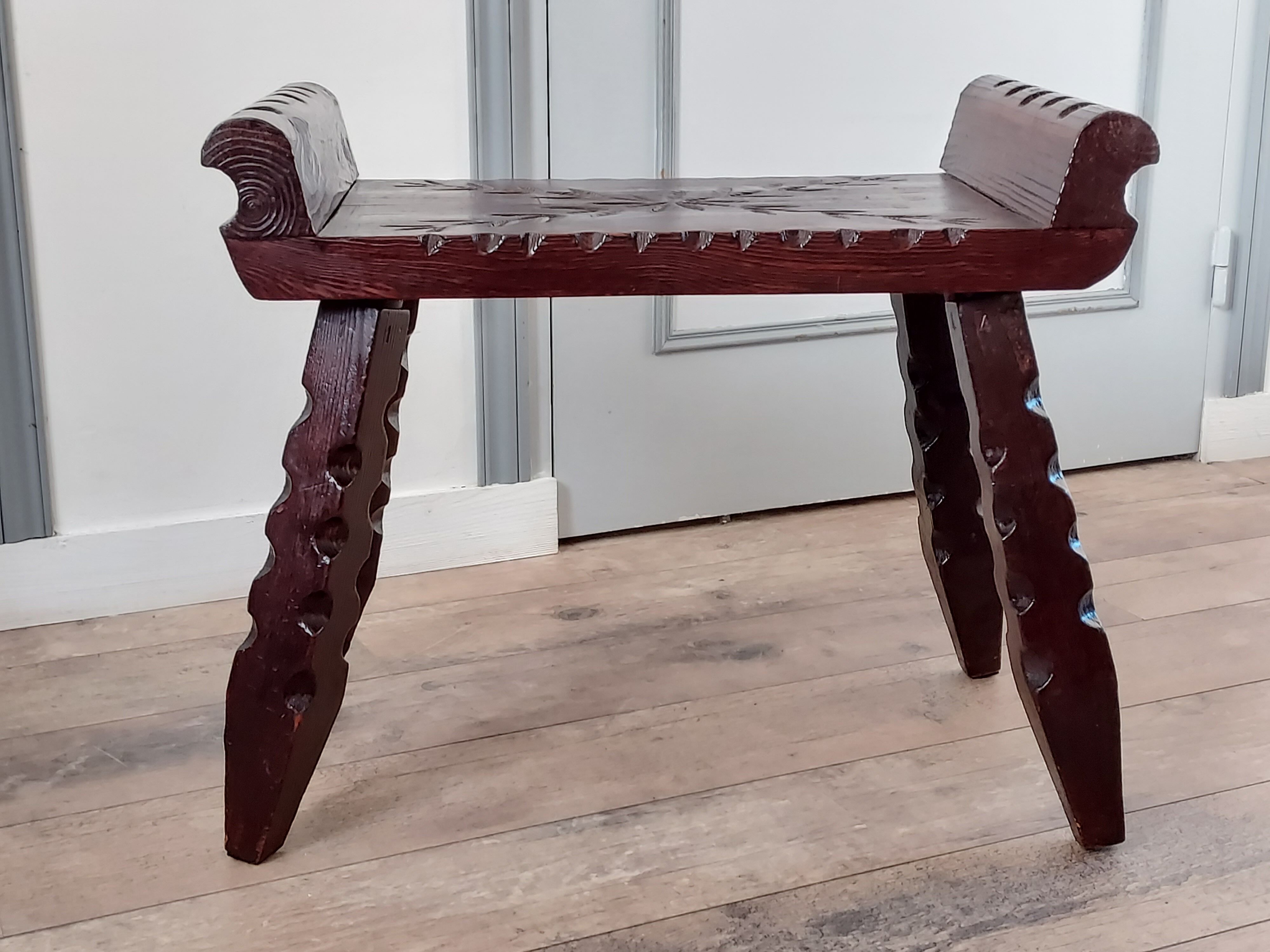 Arts and crafts bench stool