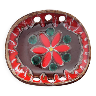 Magnificent decorative plate or fruit bowl signed Vallauris vintage.