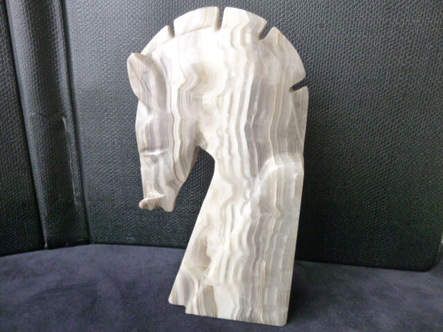 Pair of bookends "Horse heads" in onyx