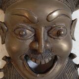 Large bronze Bamoun mask
