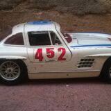 Car Burago 1'18