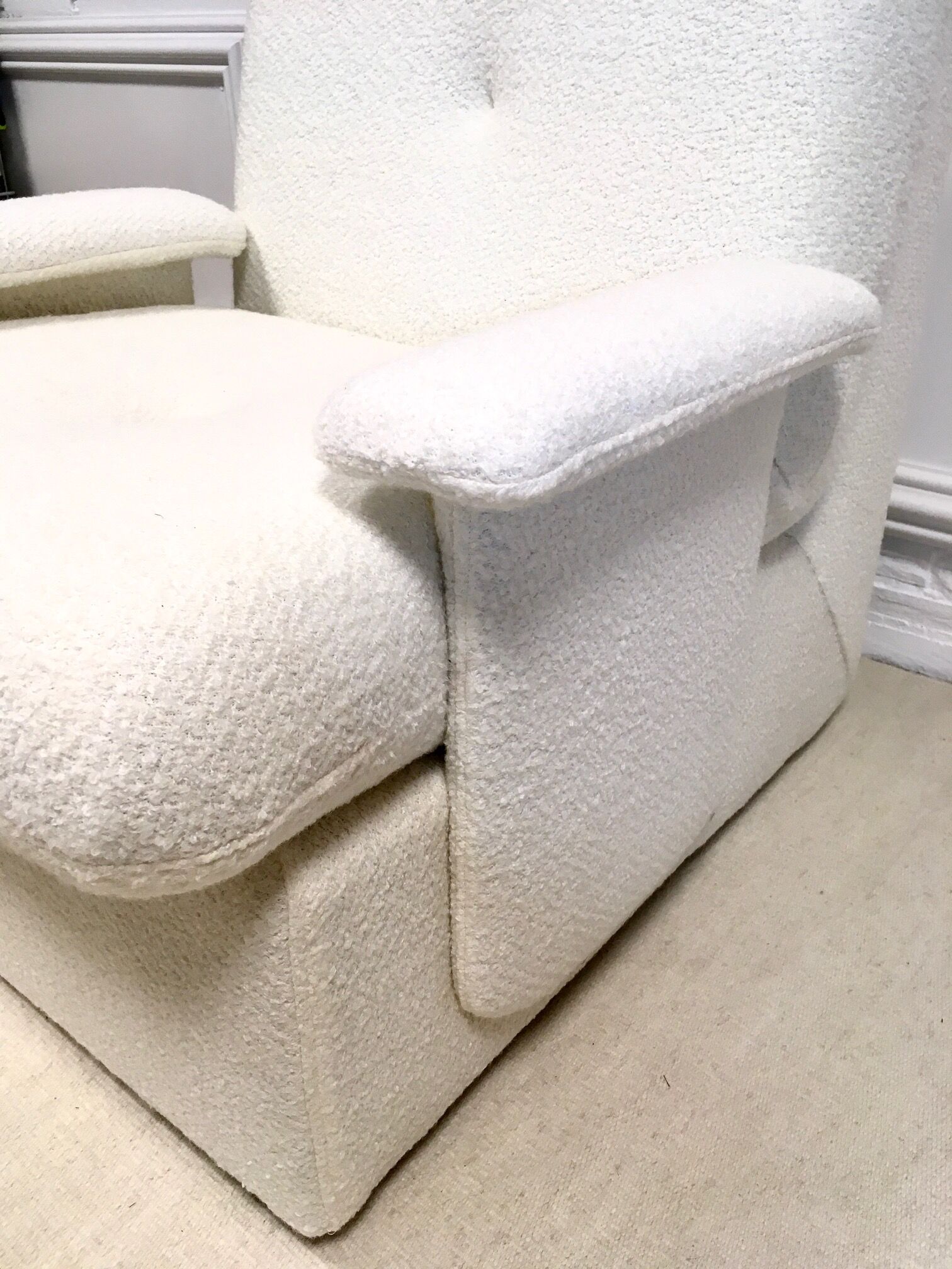 Fauteuil vintage en laine bouclée