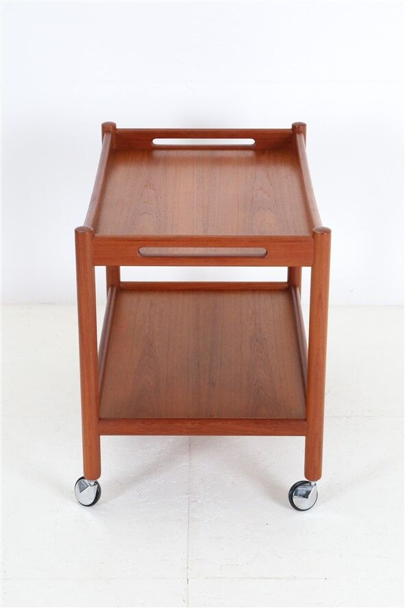"AT-45" teak serving trolley by Hans Wegner for Andreas Tuck / Mid-century Danish modern design / 1960s