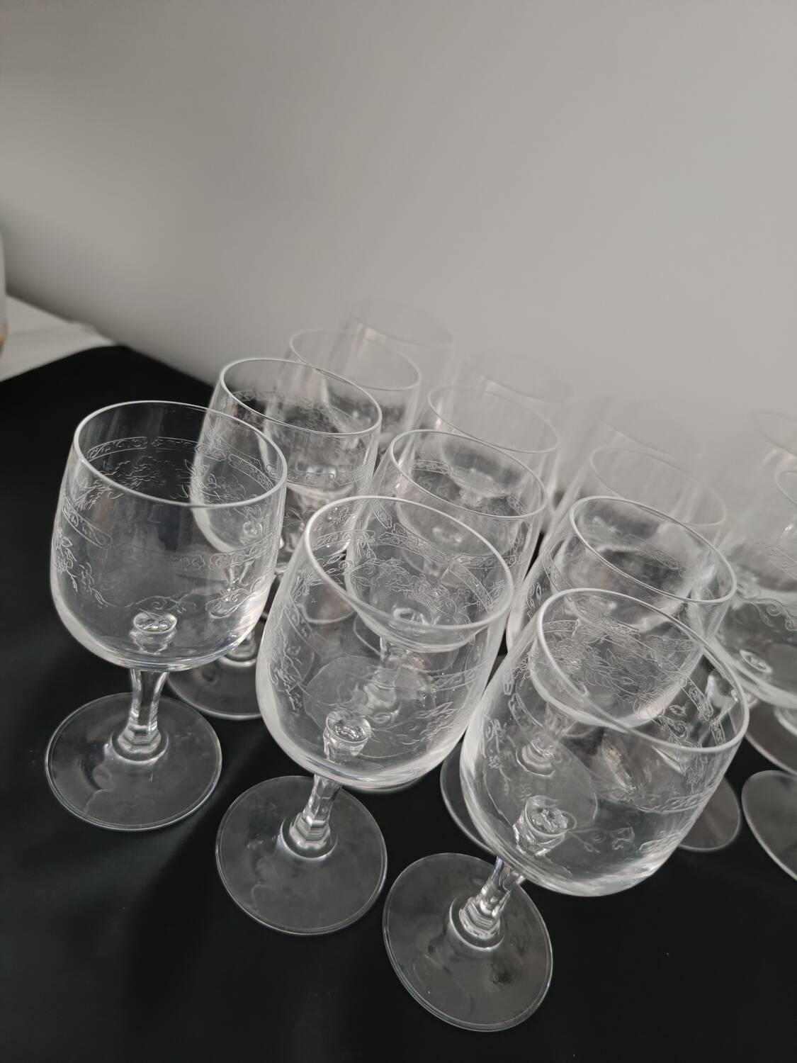 Set of 19 chiseled crystal stemmed glasses