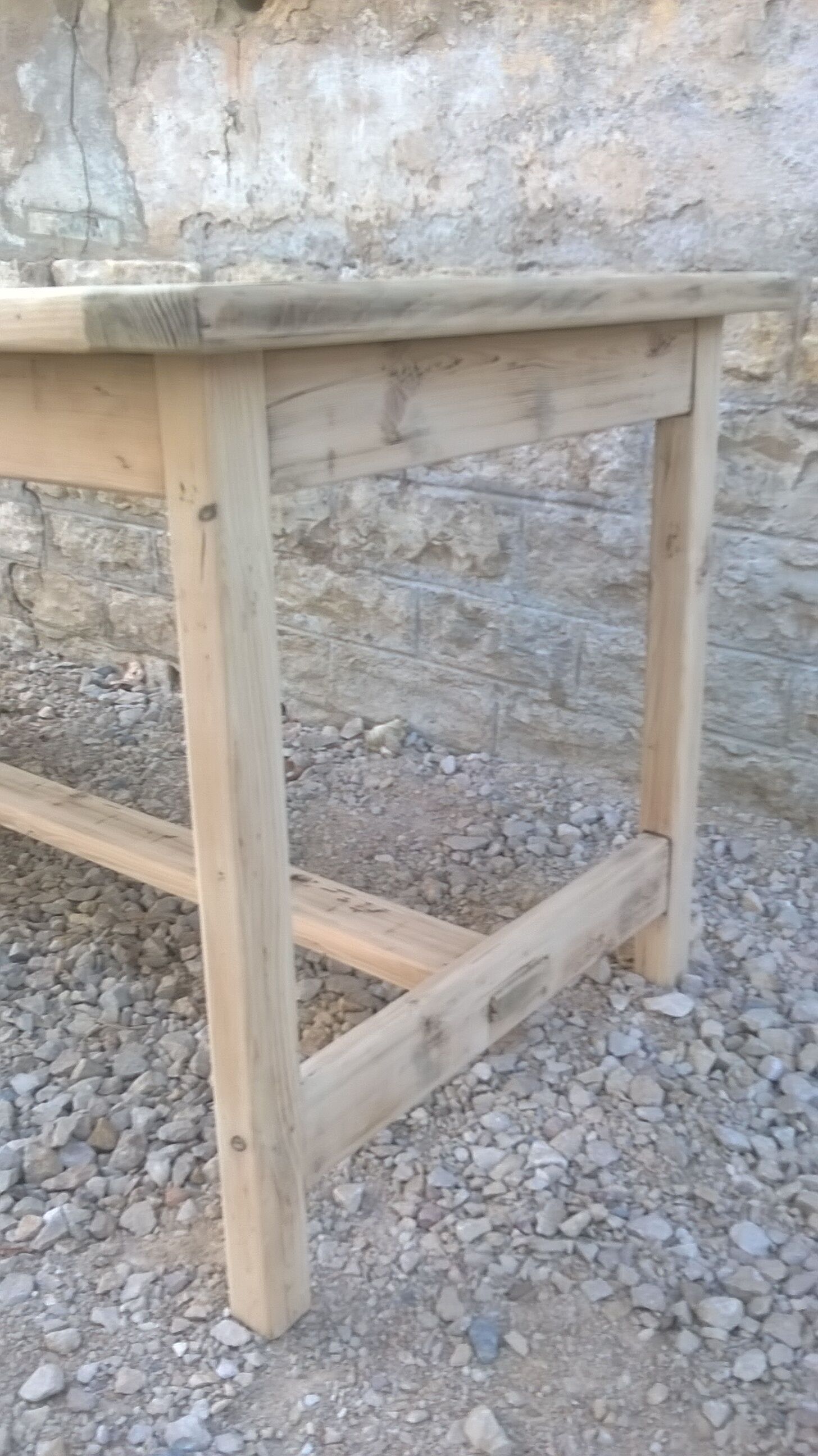 Table de ferme bois brut