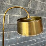 Floor lamp, 60s, gilded brass and walnut, Scandinavian style with table/end of sofa