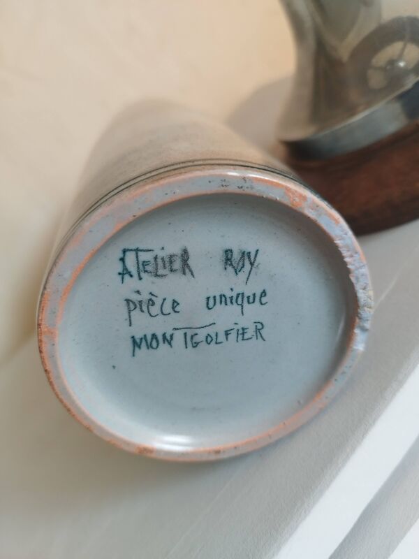 Vase bouteille au décor d'un coq Atelier Roy Montgolfier