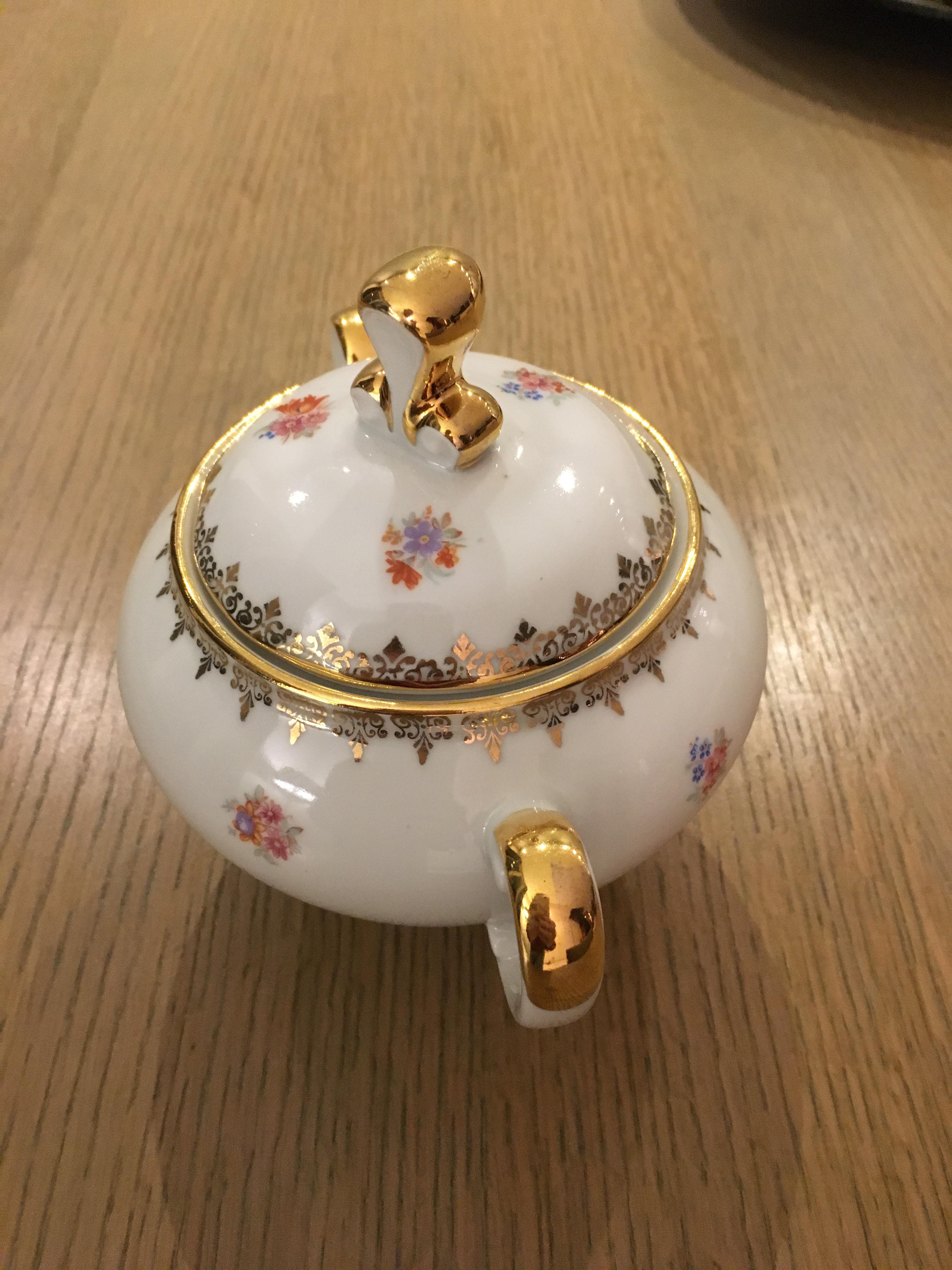 Porcelain sugar from France