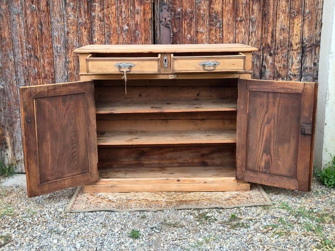 Buffet bas ancien XIXe siècle en bois massif rénové | Henry
