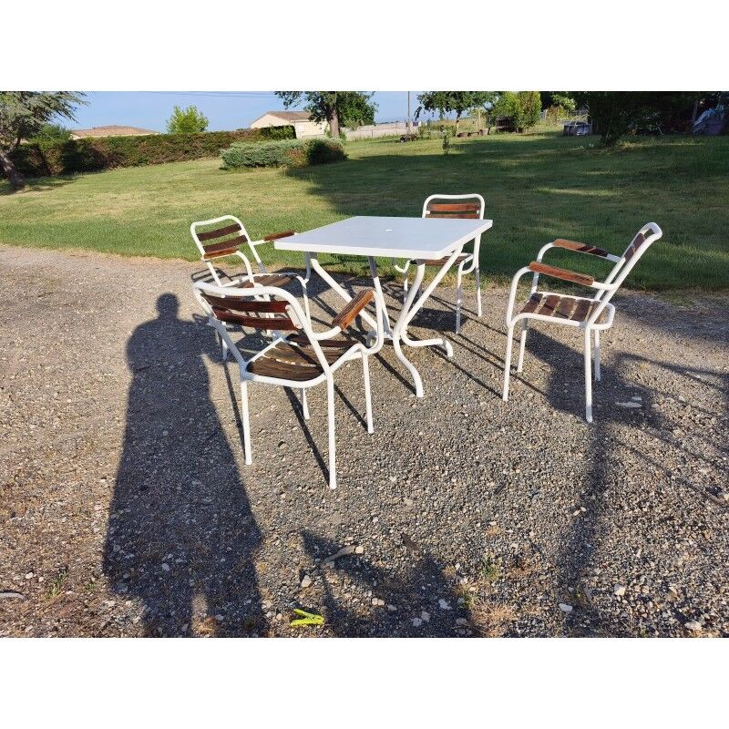 Garden furniture from the 60s/70s.