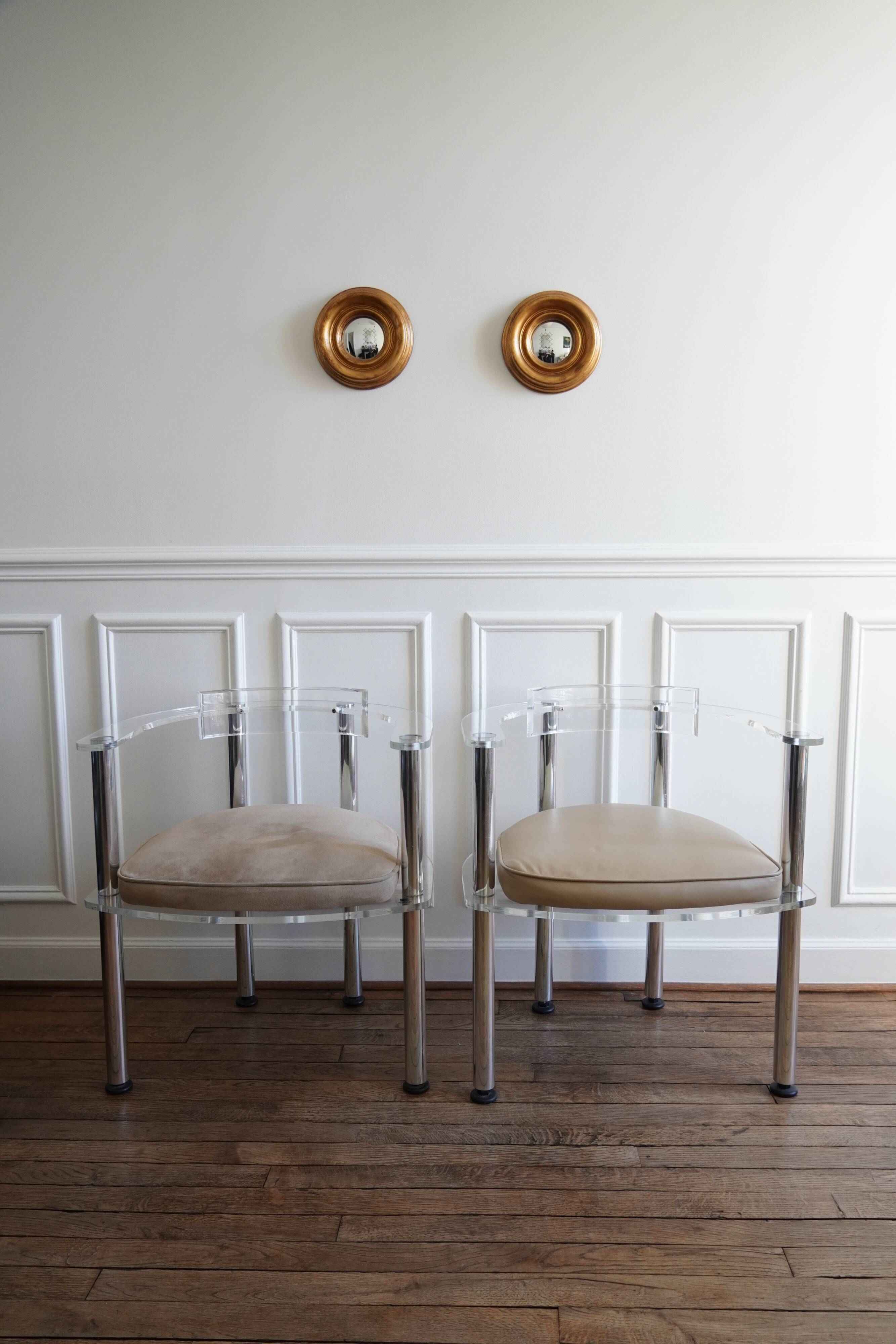 Pair of lucite Clubchair armchairs – Marais International