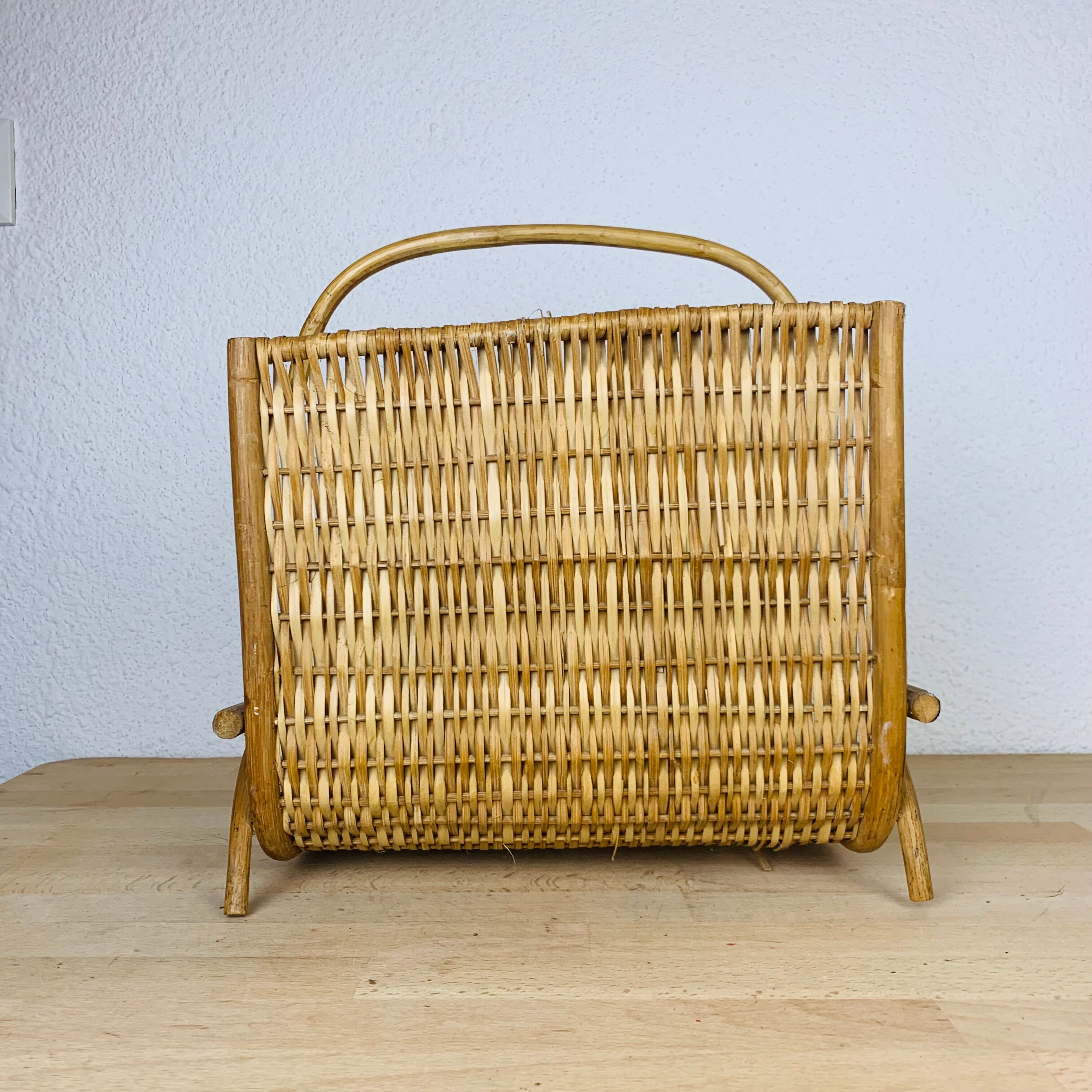 Vintage rattan magazine holder 60s