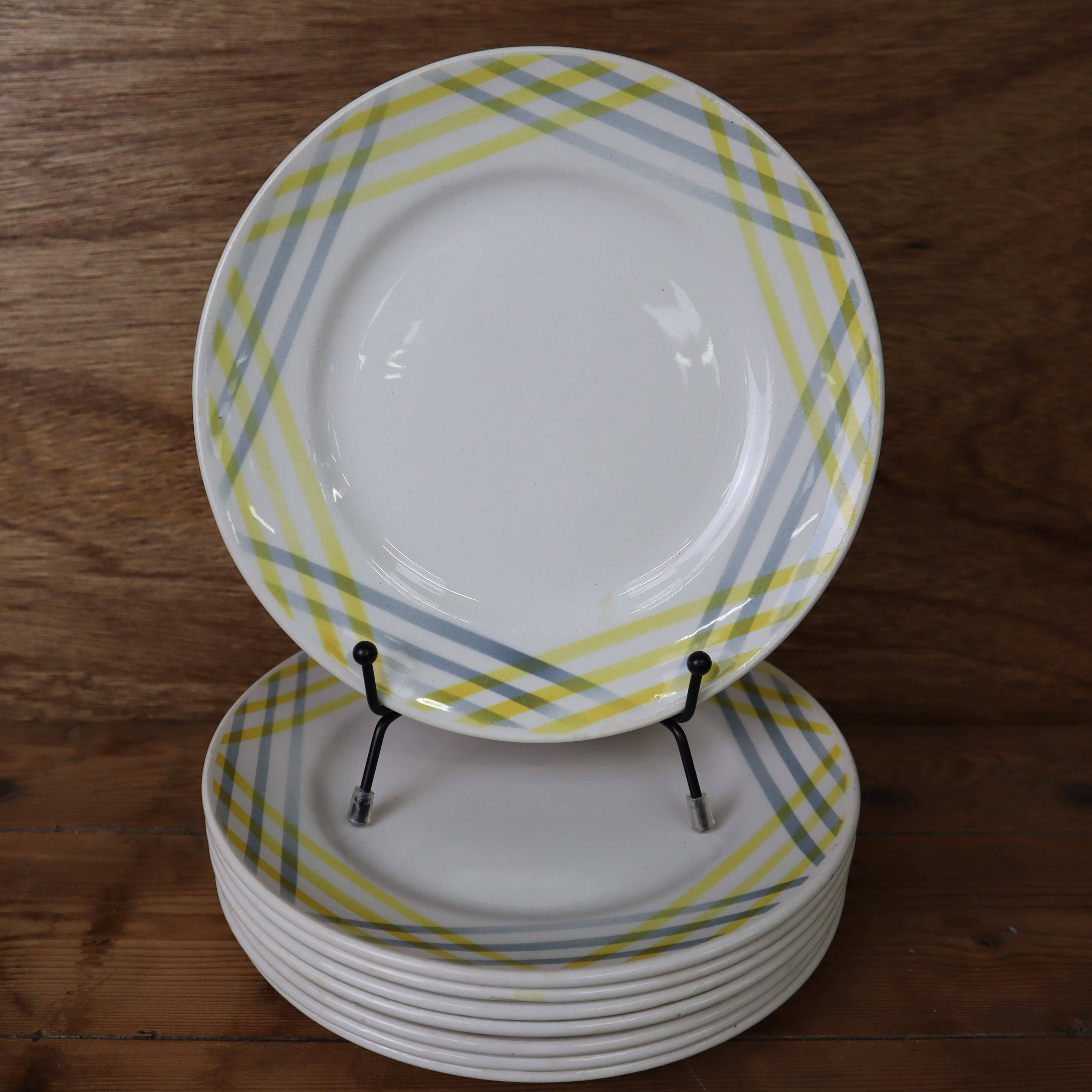 8 dessert plates with yellow and gray geometric decor Moulin des loups