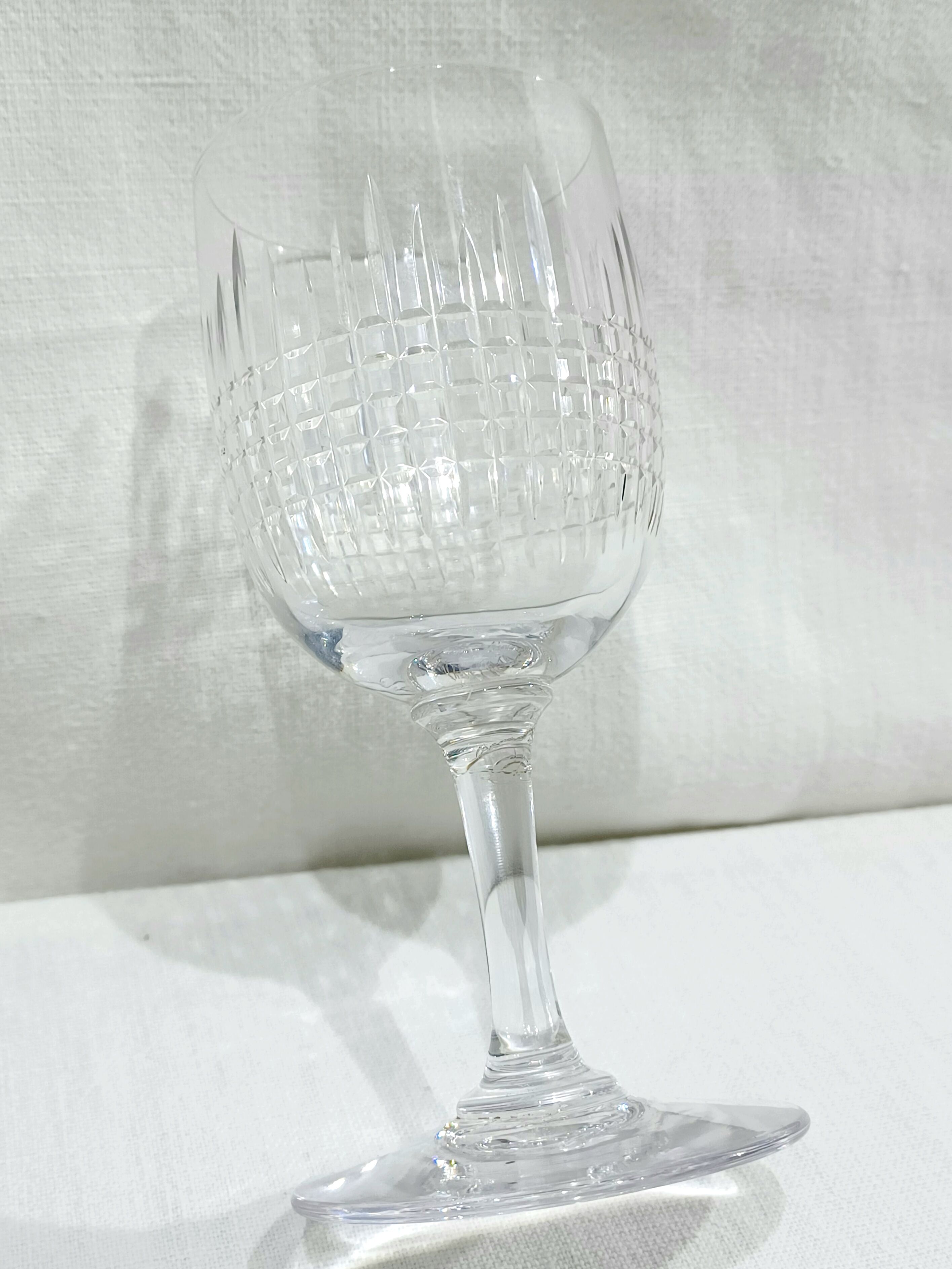 Baccarat – 11 glasses of white wine Nancy