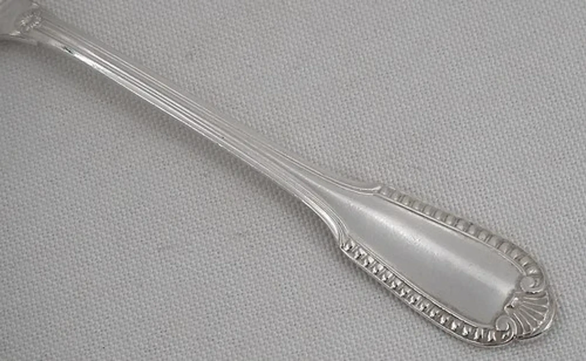 Boulenger Godrons 12 forks + 8 dessert spoons, 20 pieces.