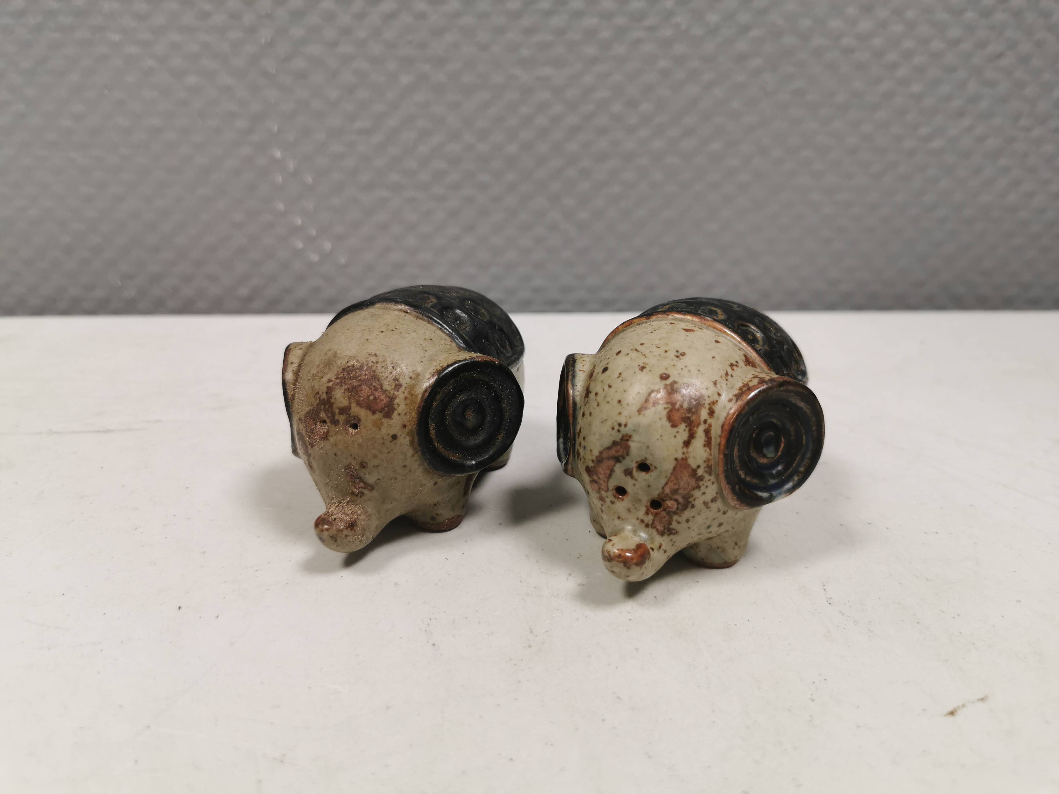 Ceramic elephants as salt and pepper sets made for Danish Søholm 1970-80s
