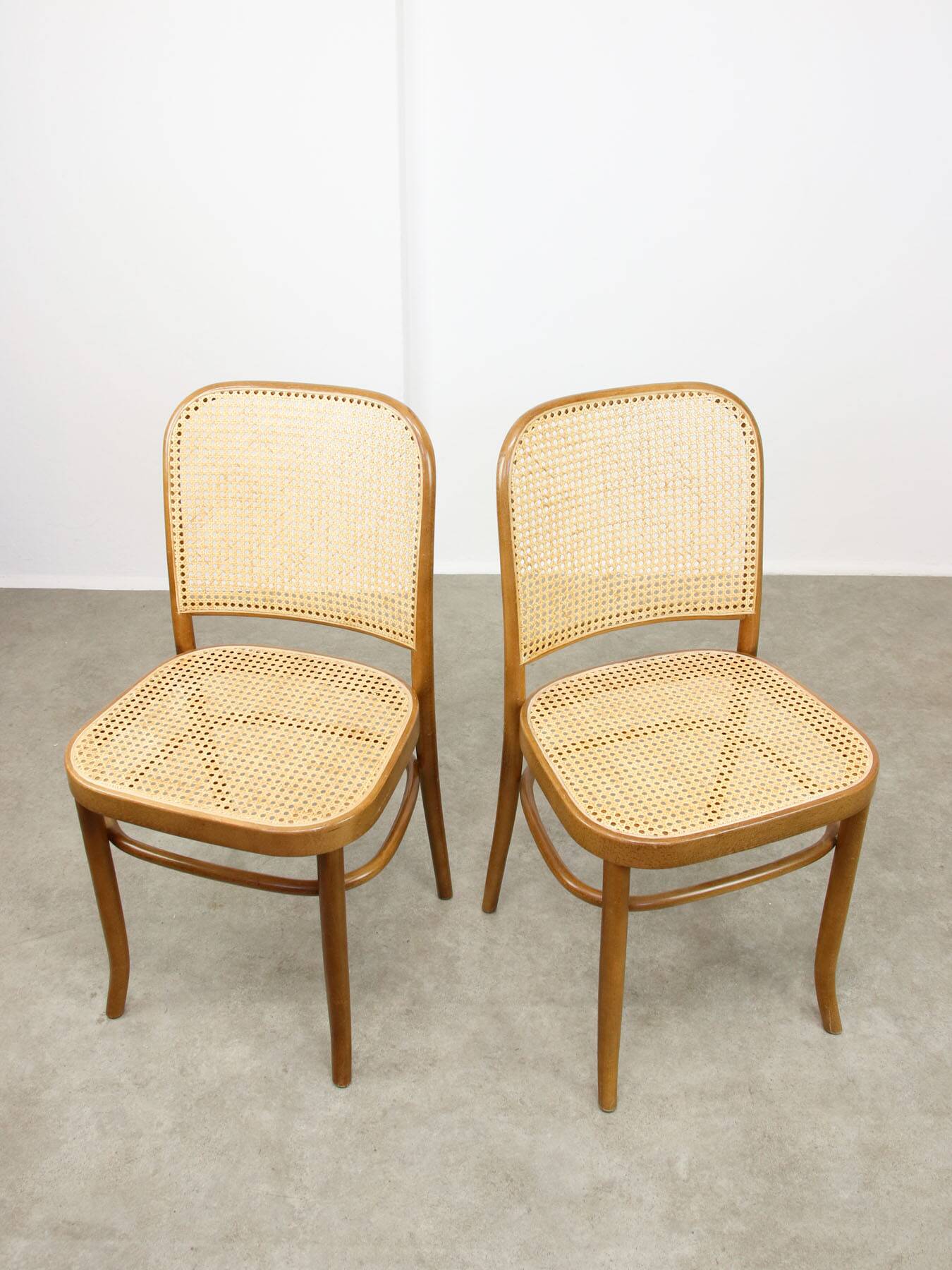 Chaises en bois cintré Non. 811 par Michael Thonet, ensemble de 2