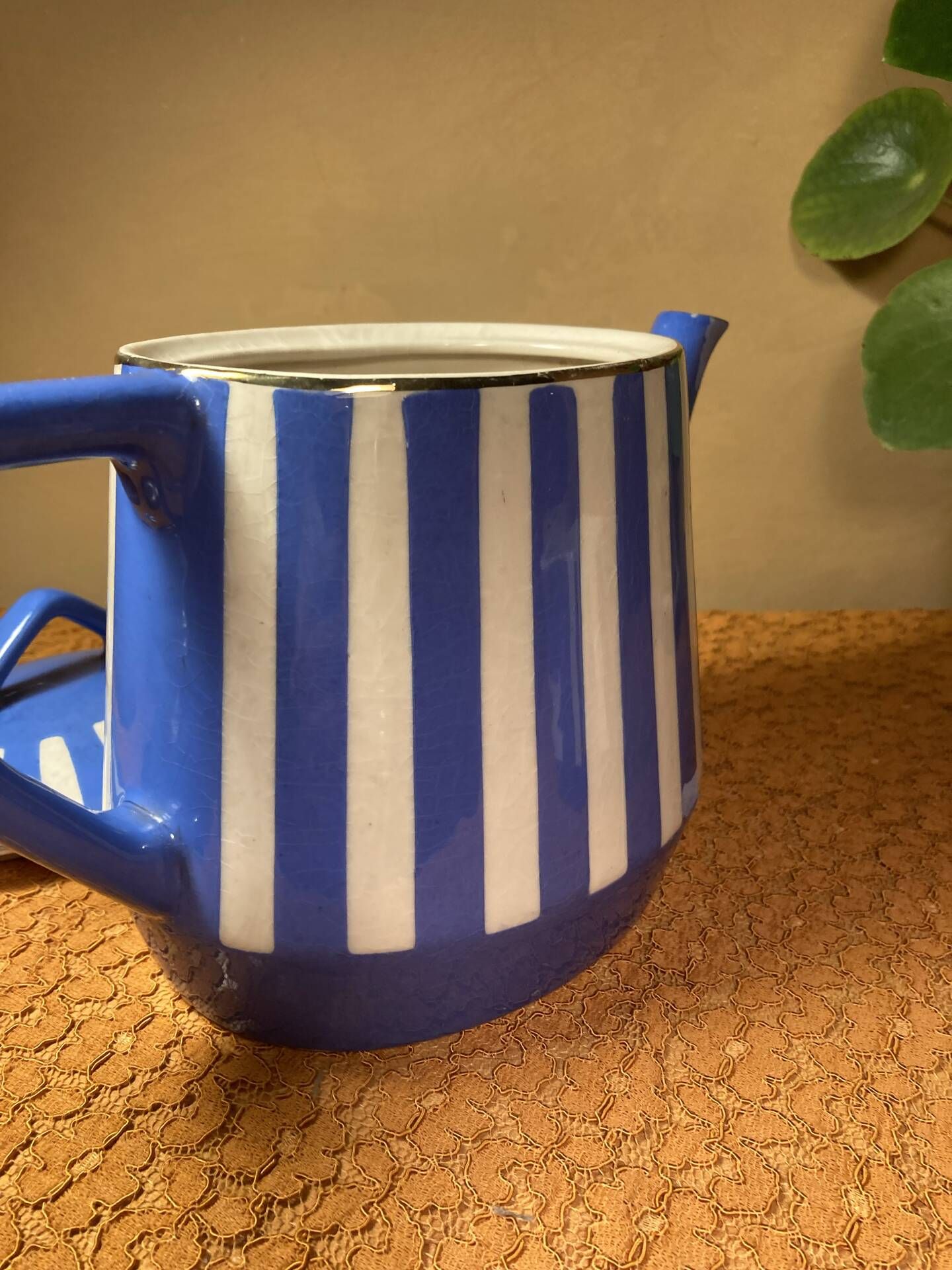 Théière et pot à lait Fox trott Sarreguemines annees 30 collection