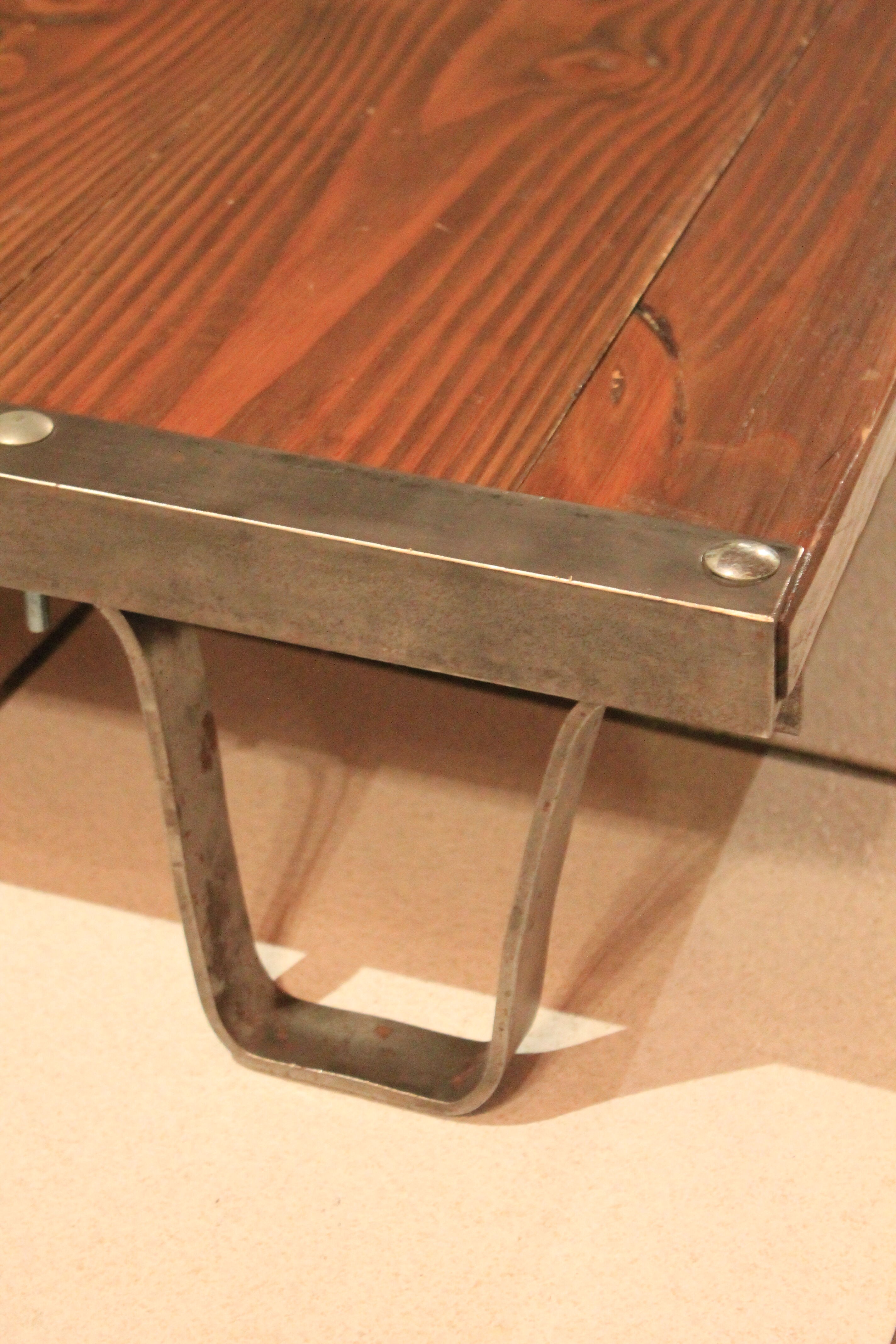 Industrial coffee table, SNCF palette