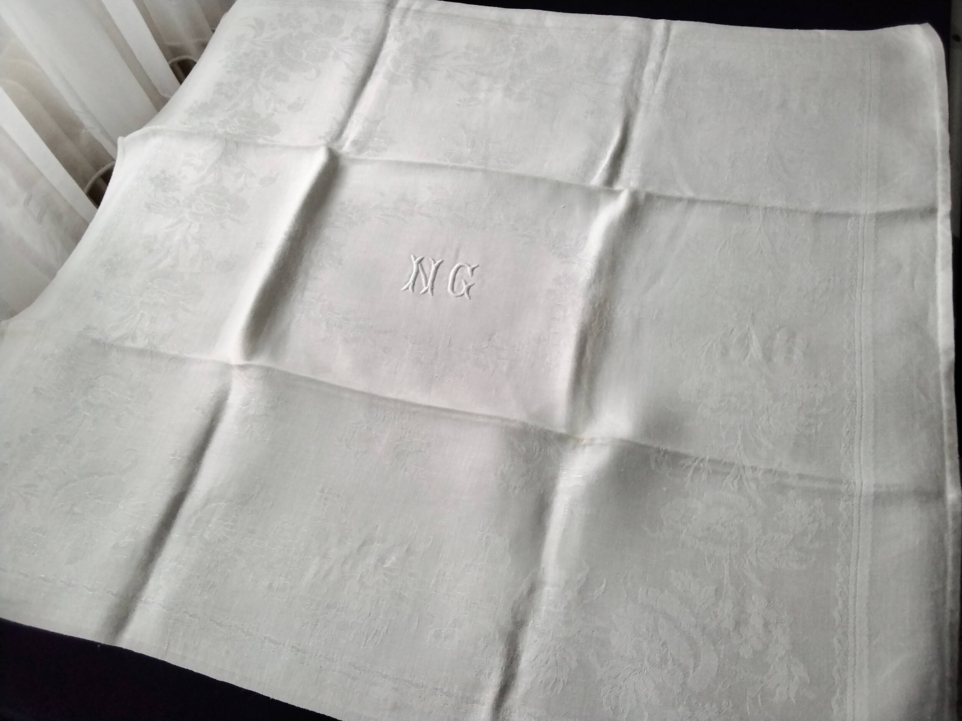 6 old damask linen napkins NG 67 x 76 cm