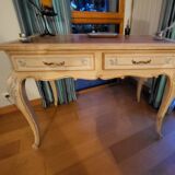 Louis XV painted style desk – Antique invoice (Patrice Burel)