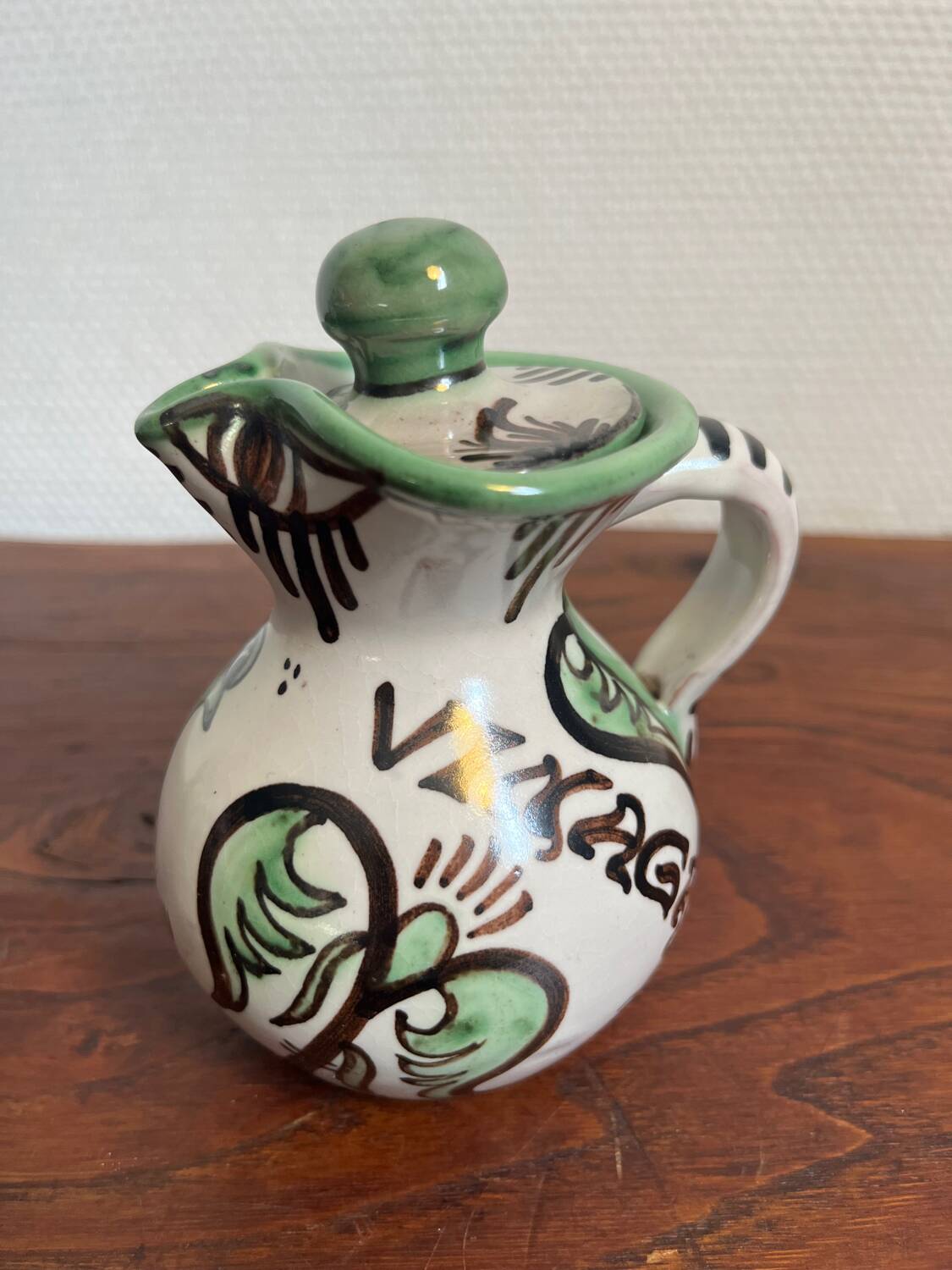 Punter cracked ceramic salt and pepper set, oil and vinegar set