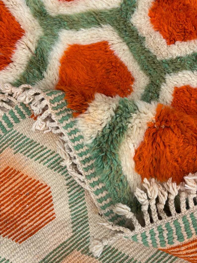 Vintage Moroccan Berber rug Beni M'rirt retro decoration