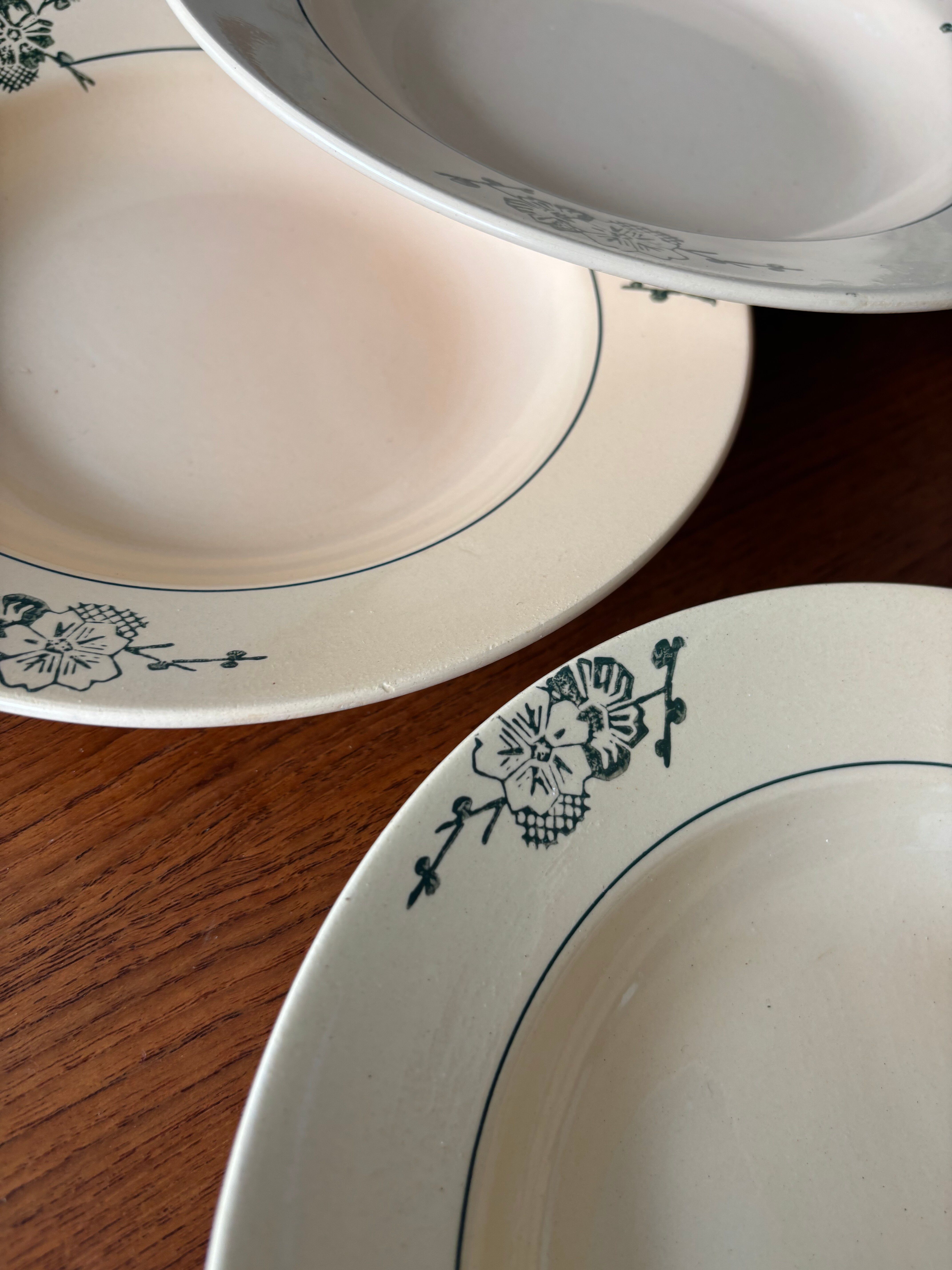 Set of 6 vintage green flowered deep plates from Saint Amand – Tableware