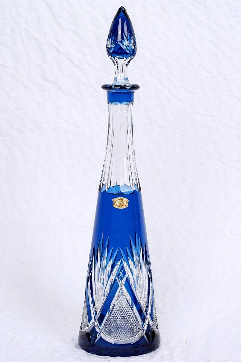 Wine carafe - cristallerie val saint-lambert - model: pyramid - period: 20th century