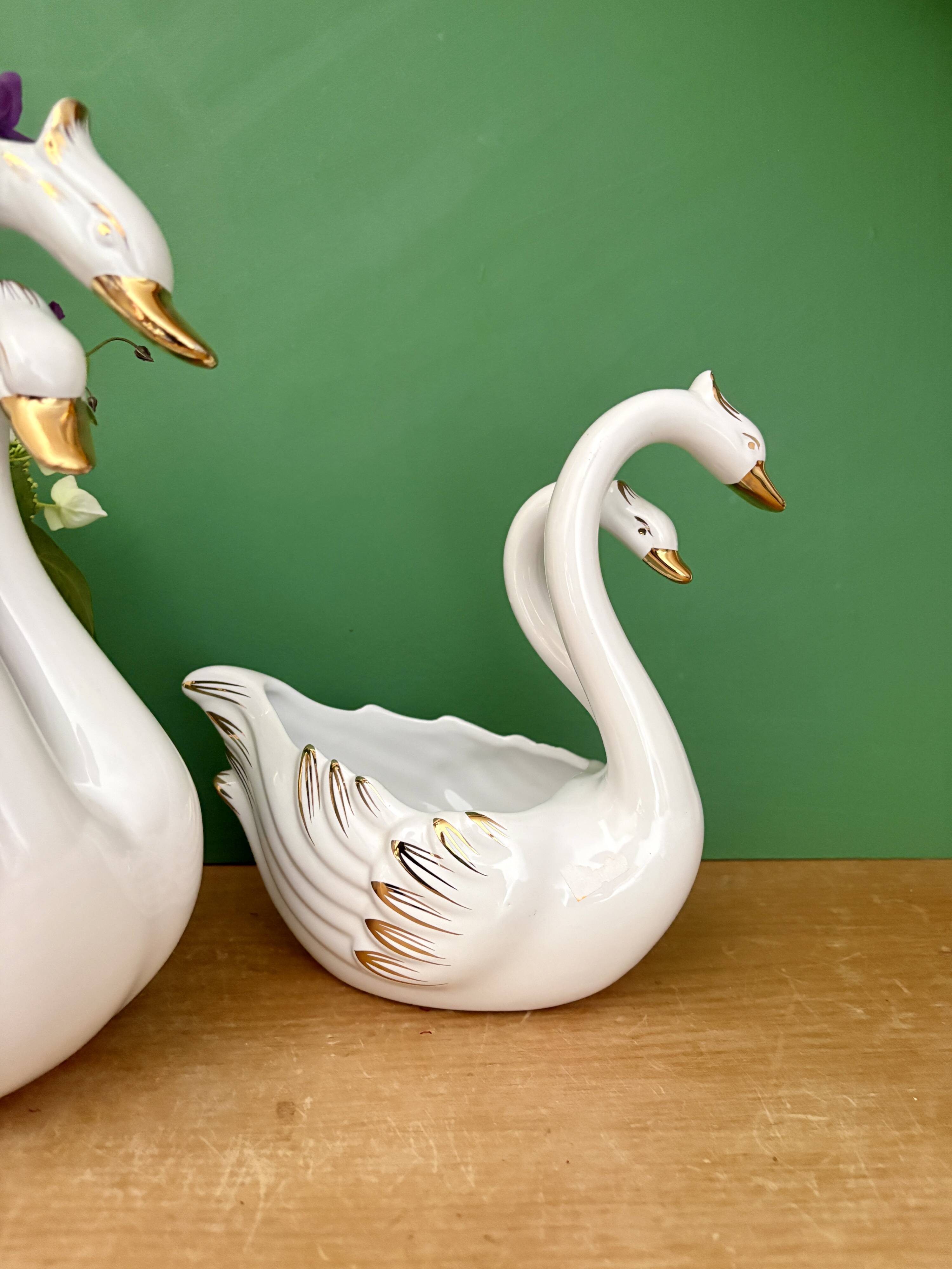 Pair of vintage cache pots - Ceramic swans