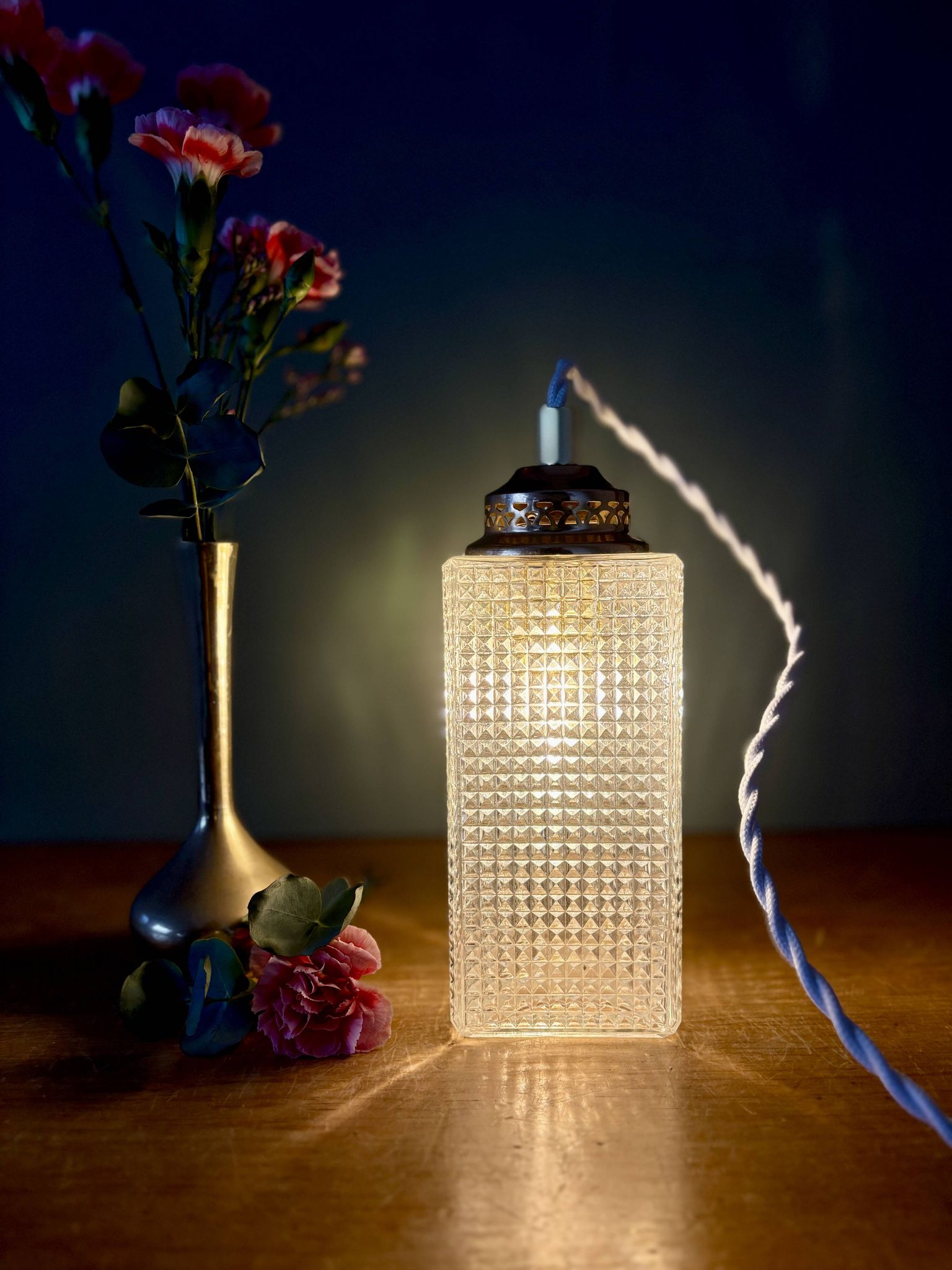 Baladeuse ou lampe à poser globe vintage en verre