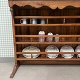 Shelf on foot