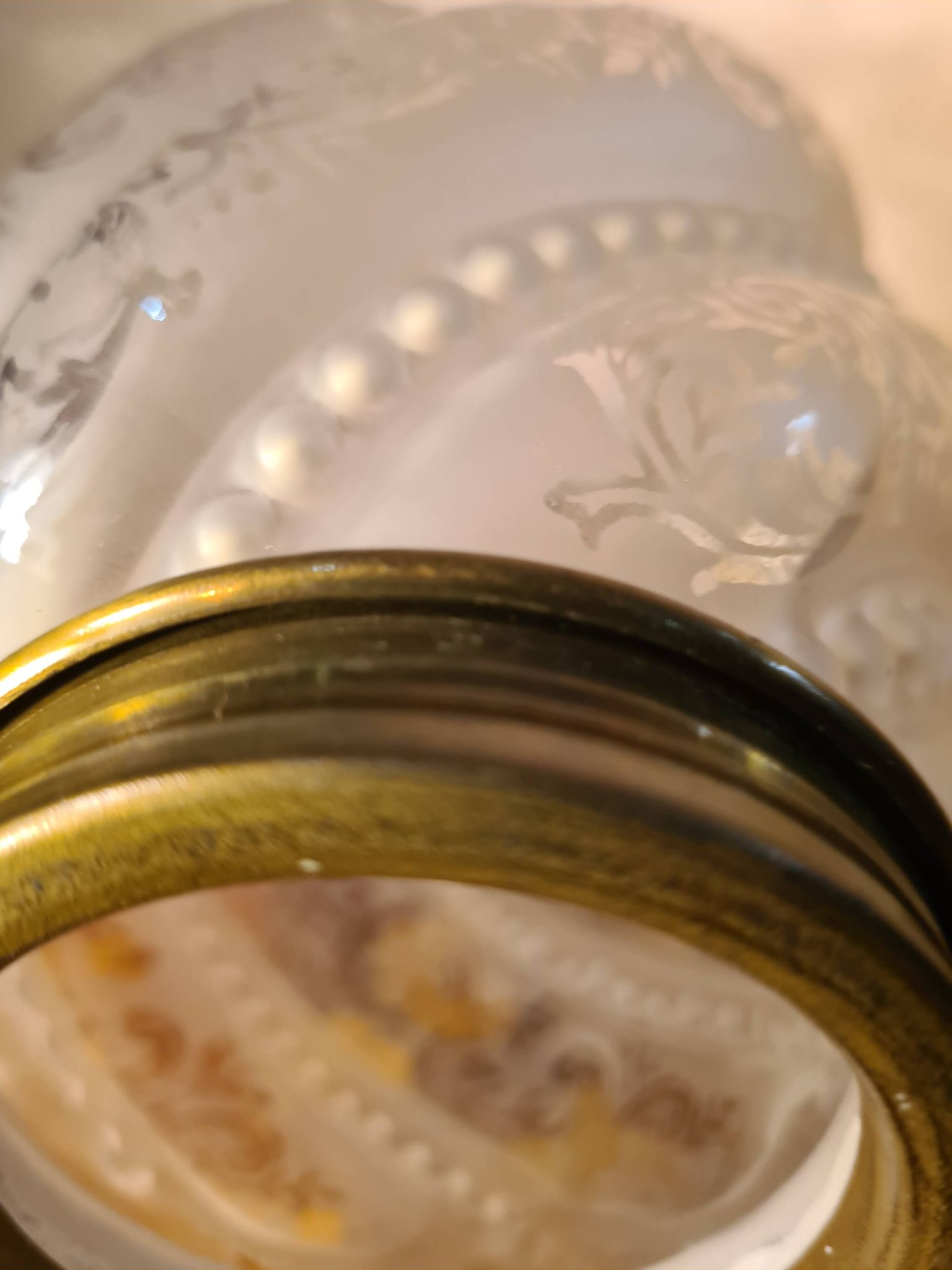 Napoleon III glass tulip for oil lamp, large 16xh23x5.5cm internal diameter.