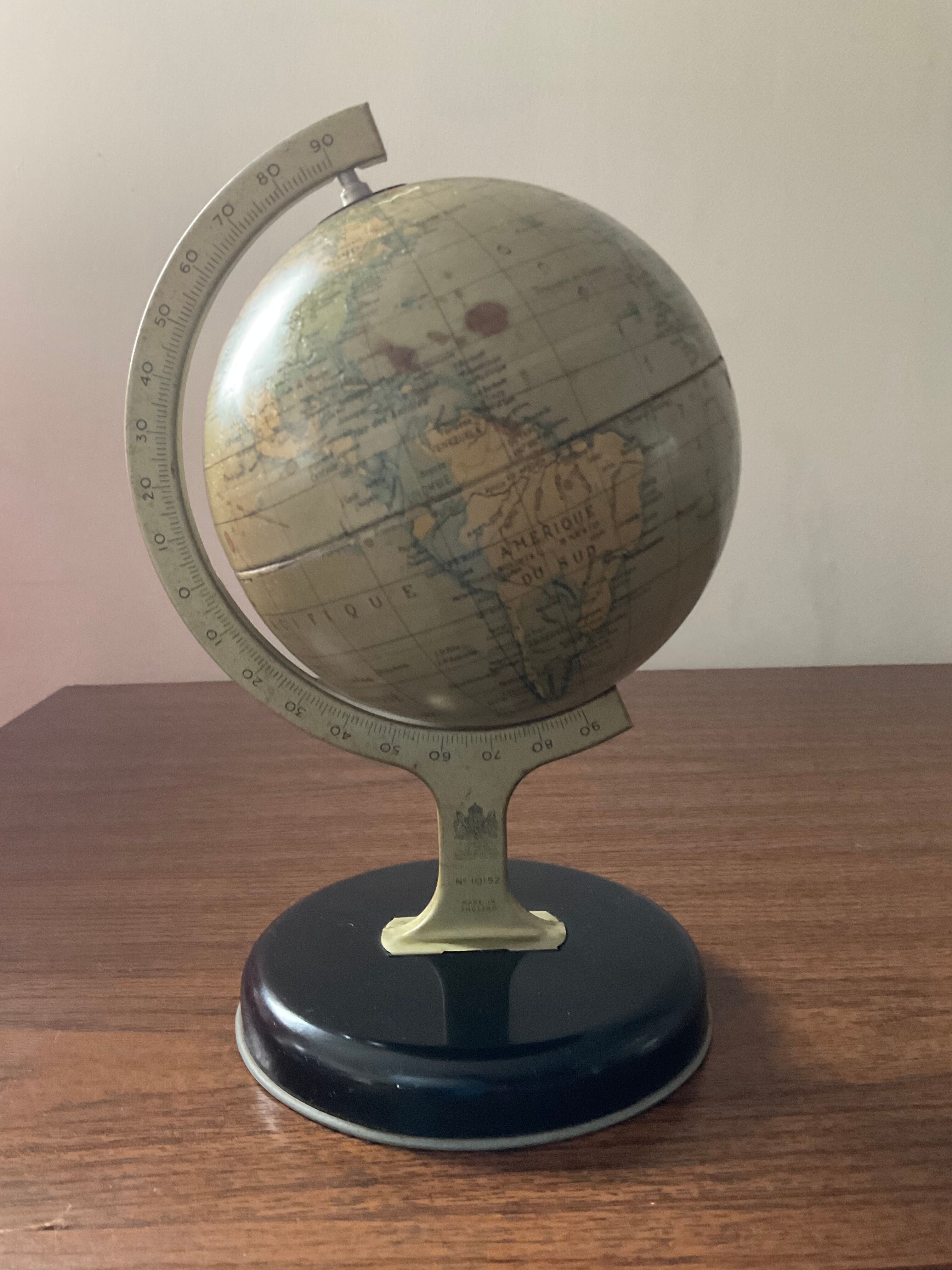Vintage metal world map 60s-70s