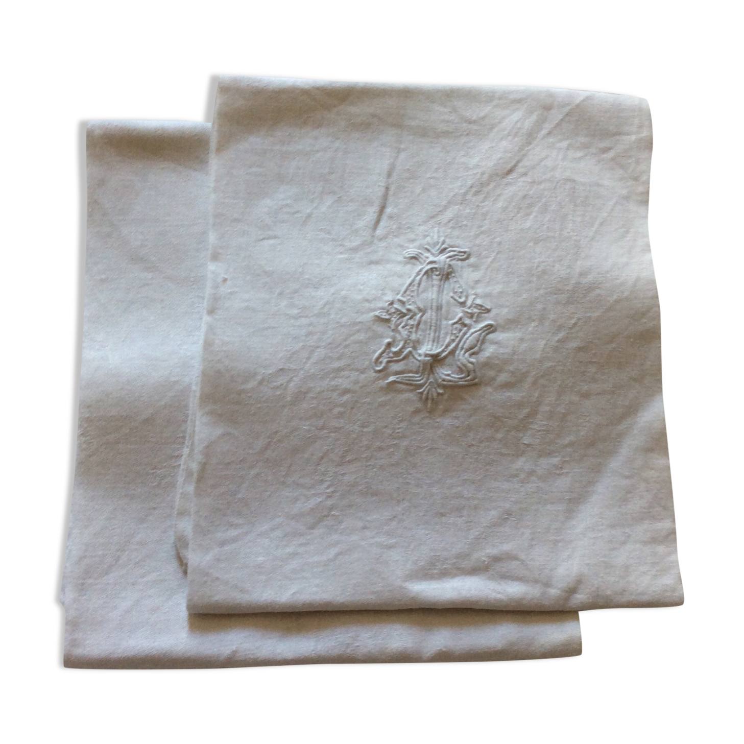 Set of 2 old hand-embroidered napkins