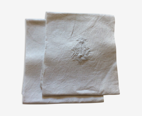 Lot de 2 anciennes serviettes de table brodées main