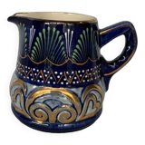 Small pitcher